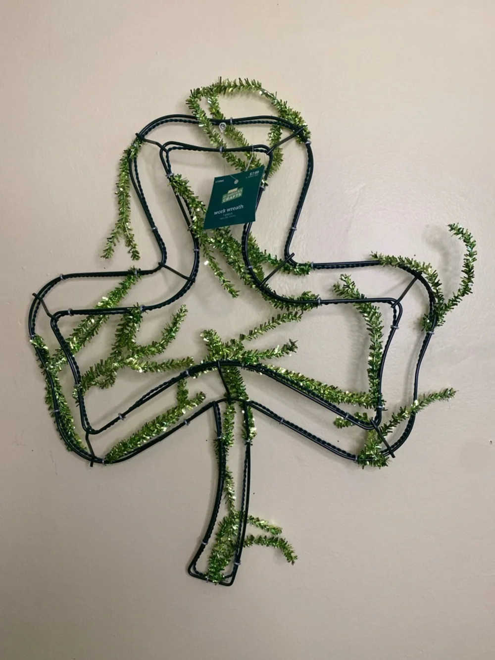 2/$10 - NWT 18” St. Patrick Crafts Shamrock Work Wreath Frame
